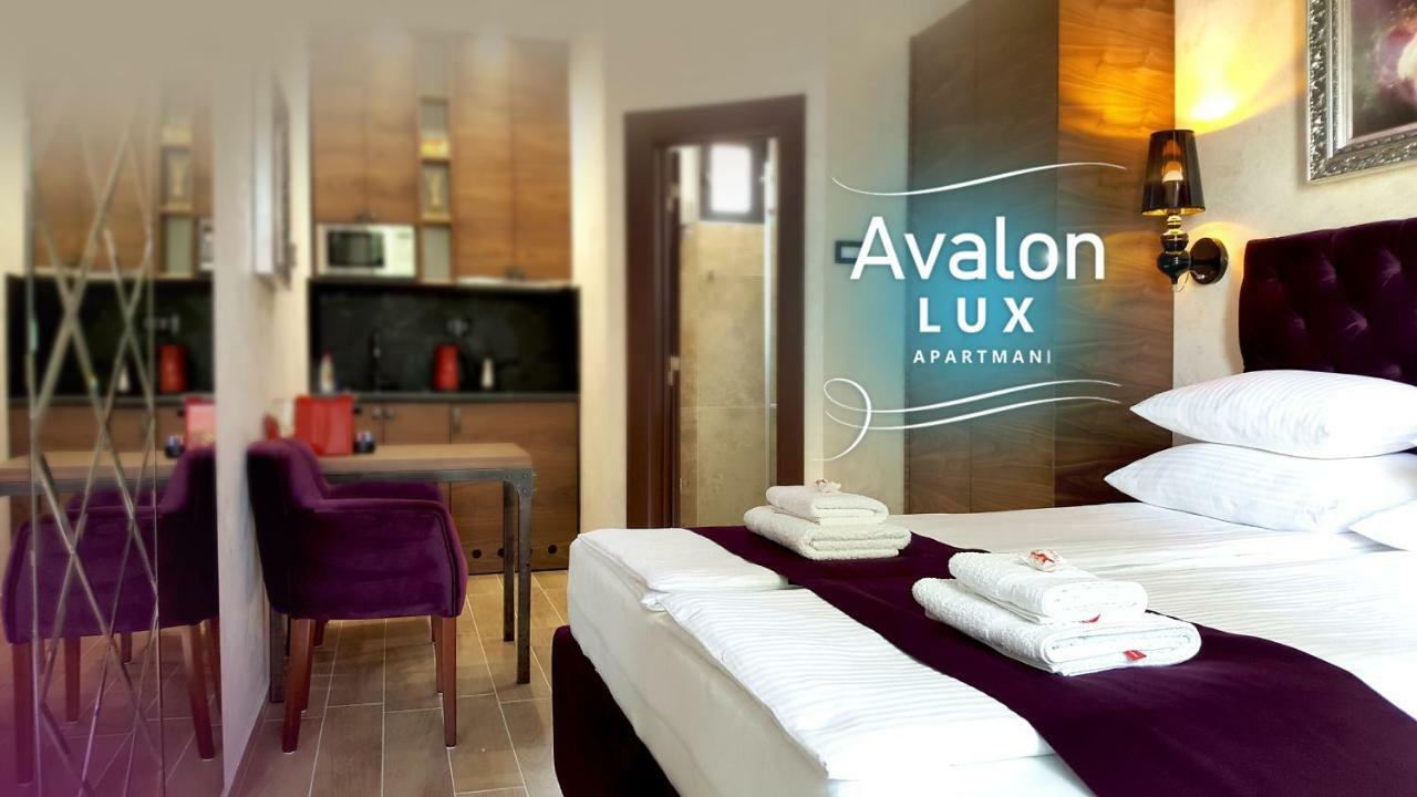 Avalon Lux Studio Apartment Novi Sad Ngoại thất bức ảnh
